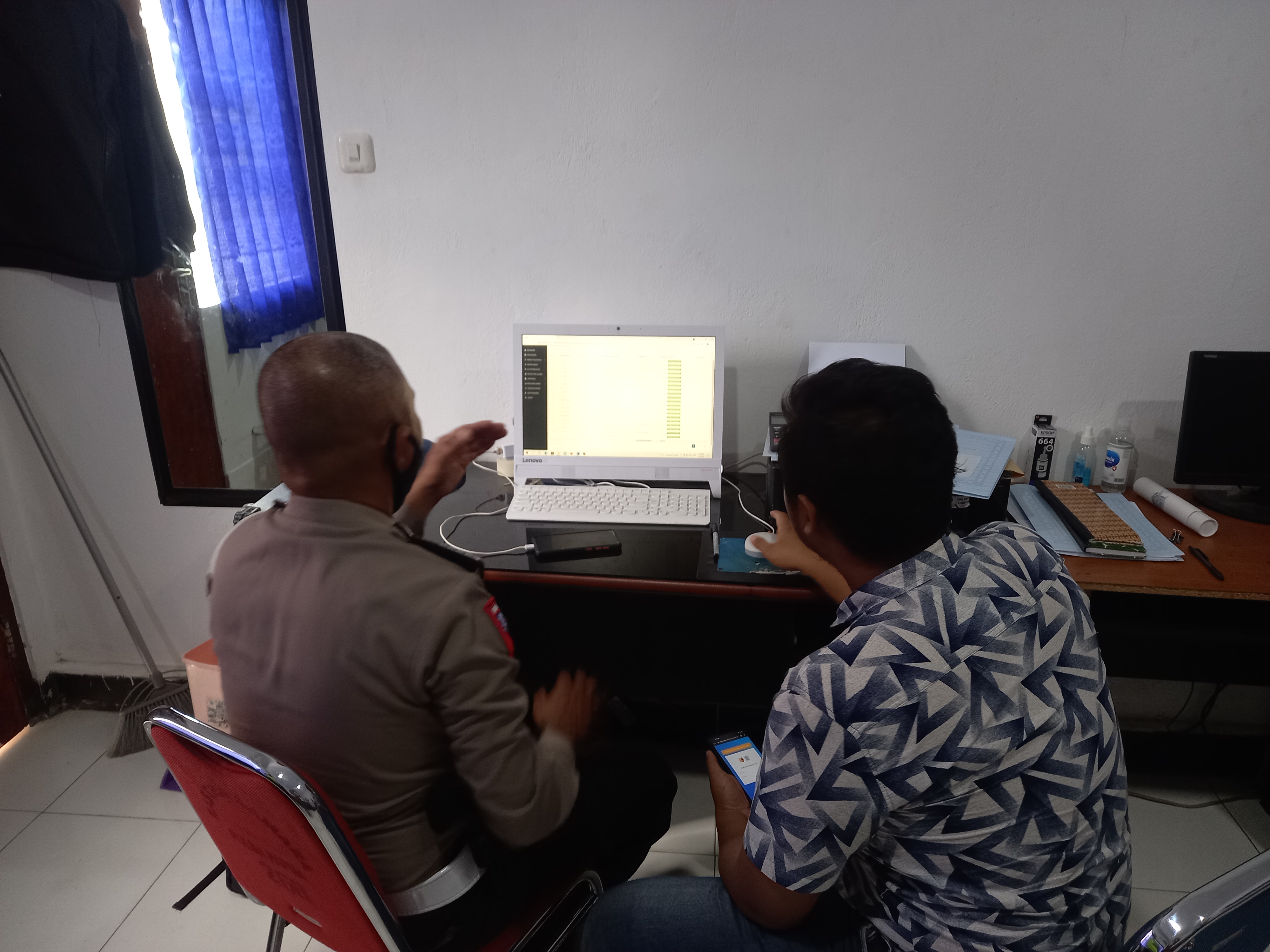 PELATIHAN APLIKASI SBST ONLINE DI PAPUA