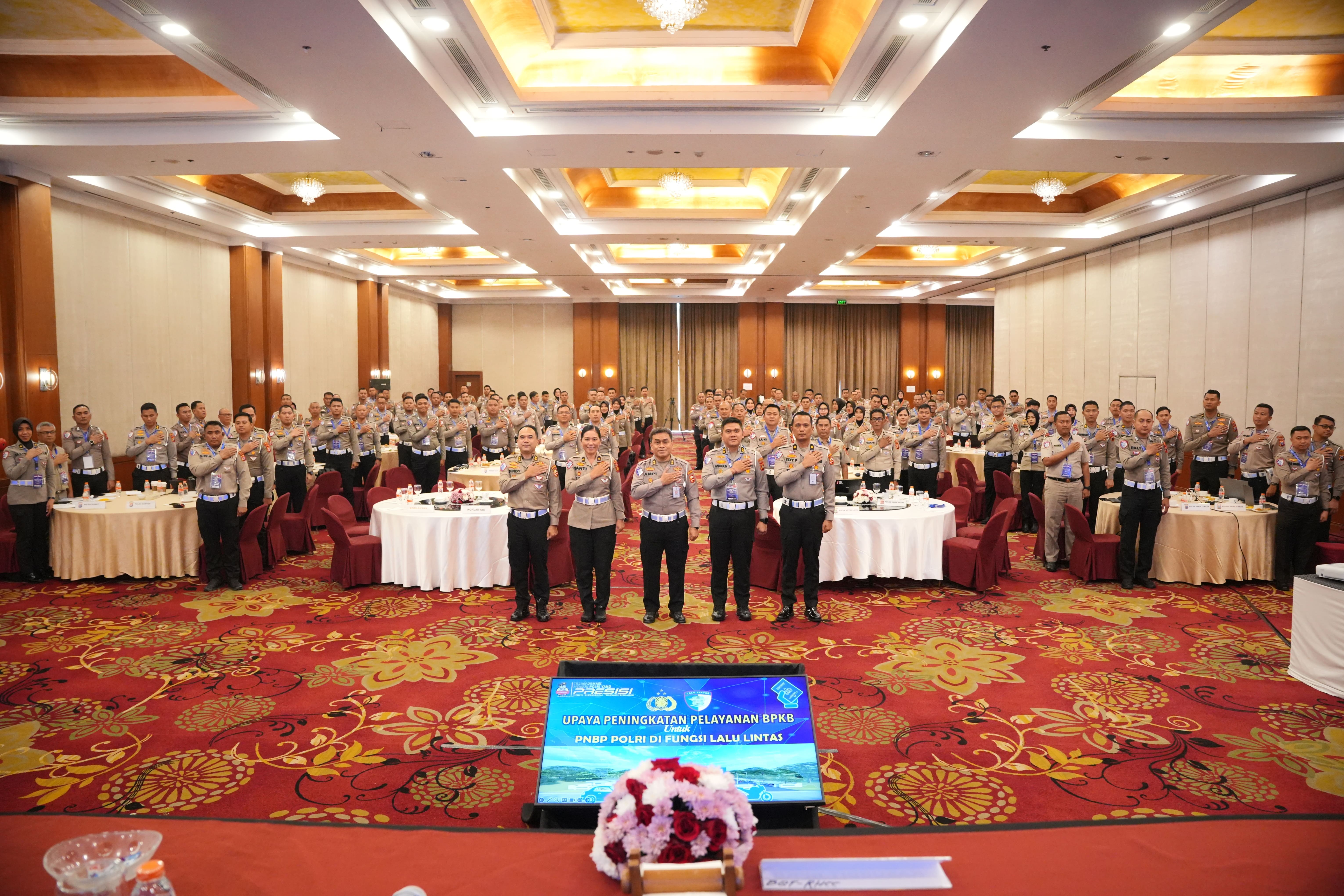 RAPAT ANEV MATERIEL REGIDENT DAN PNBP DI HOTEL REDTOP - JAKARTA, Tgl 15 OKT 2025