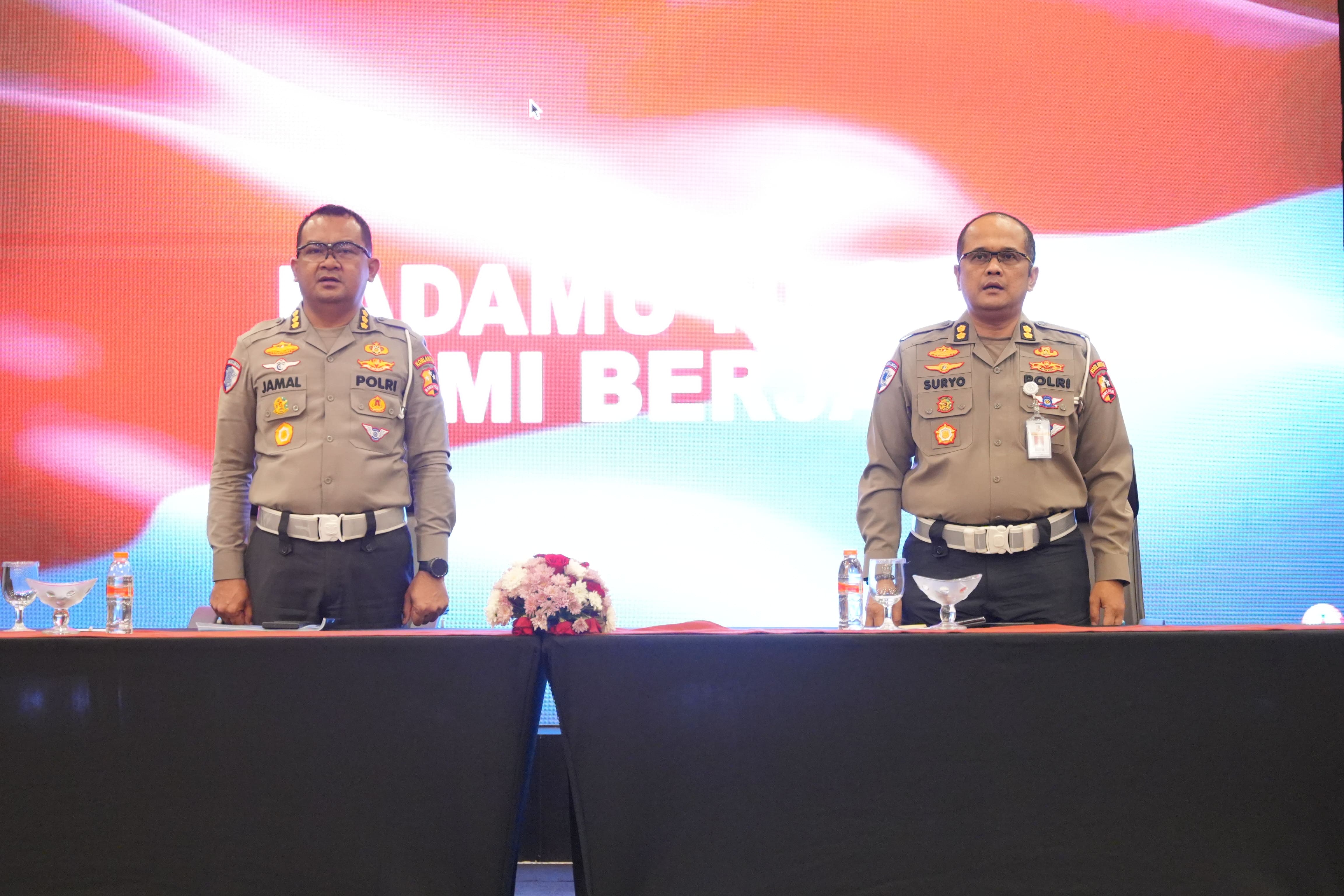RAPAT ANEV MATERIEL REGIDENT DAN PNBP DI HOTEL REDTOP - JAKARTA, Tgl 15 OKT 2025