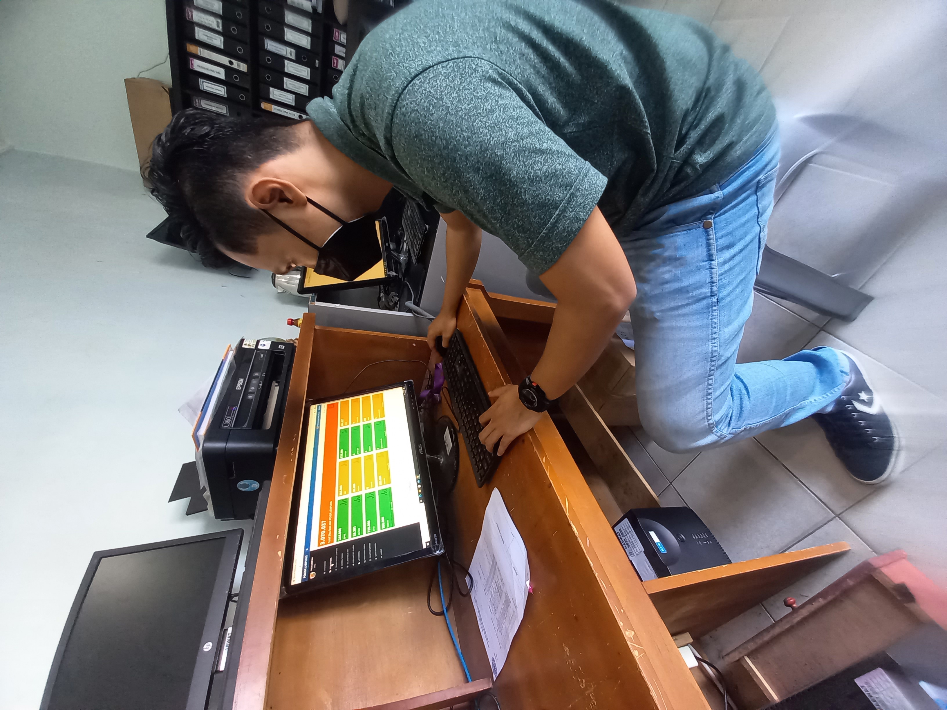 PELATIHAN APLIKASI SBST ONLINE DI LAMPUNG