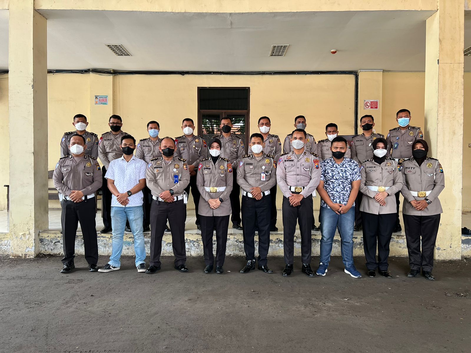 PELATIHAN APLIKASI SBST ONLINE DI JATIM