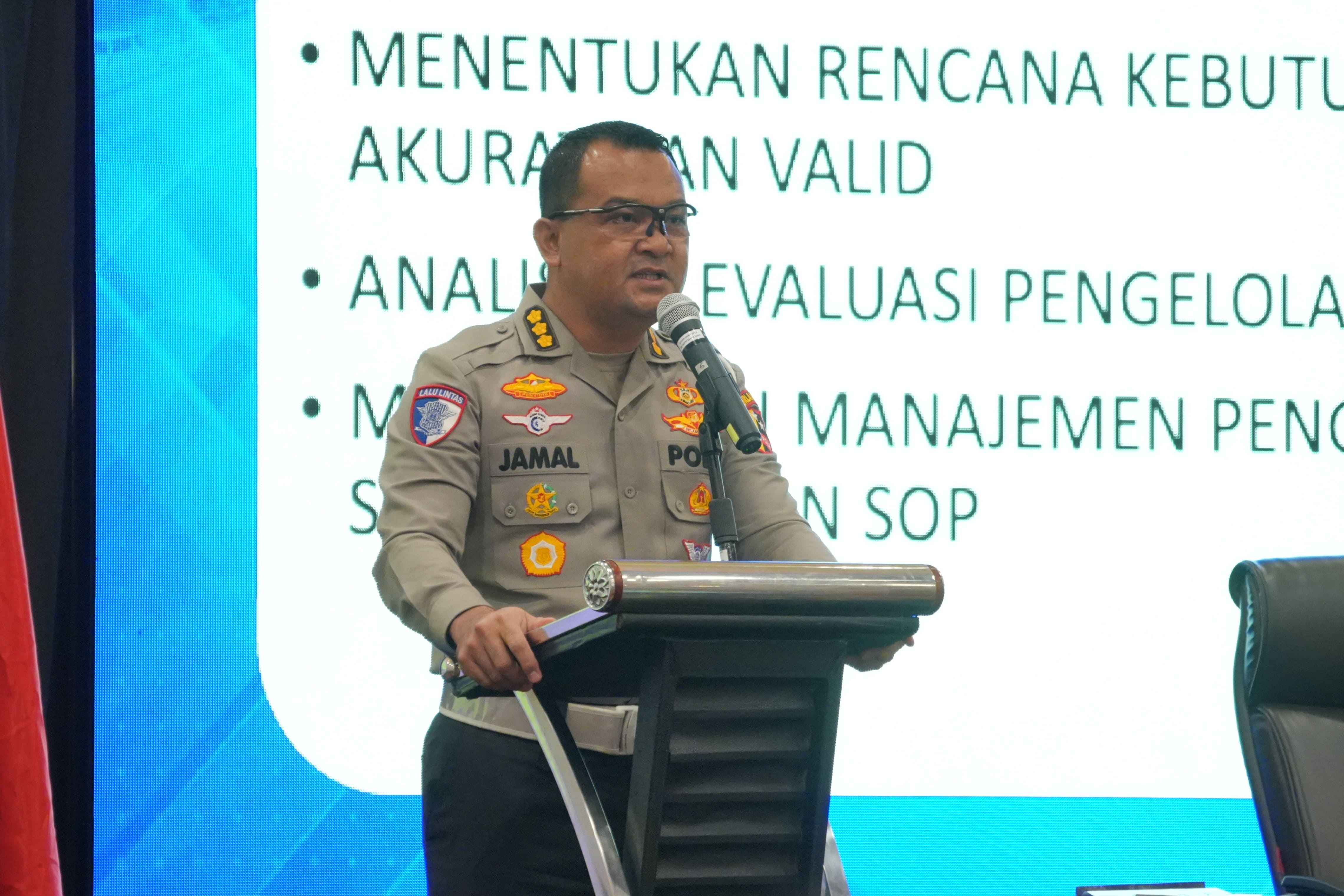 RAPAT ANEV MATERIEL REGIDENT DAN PNBP DI HOTEL REDTOP - JAKARTA, Tgl 15 OKT 2025