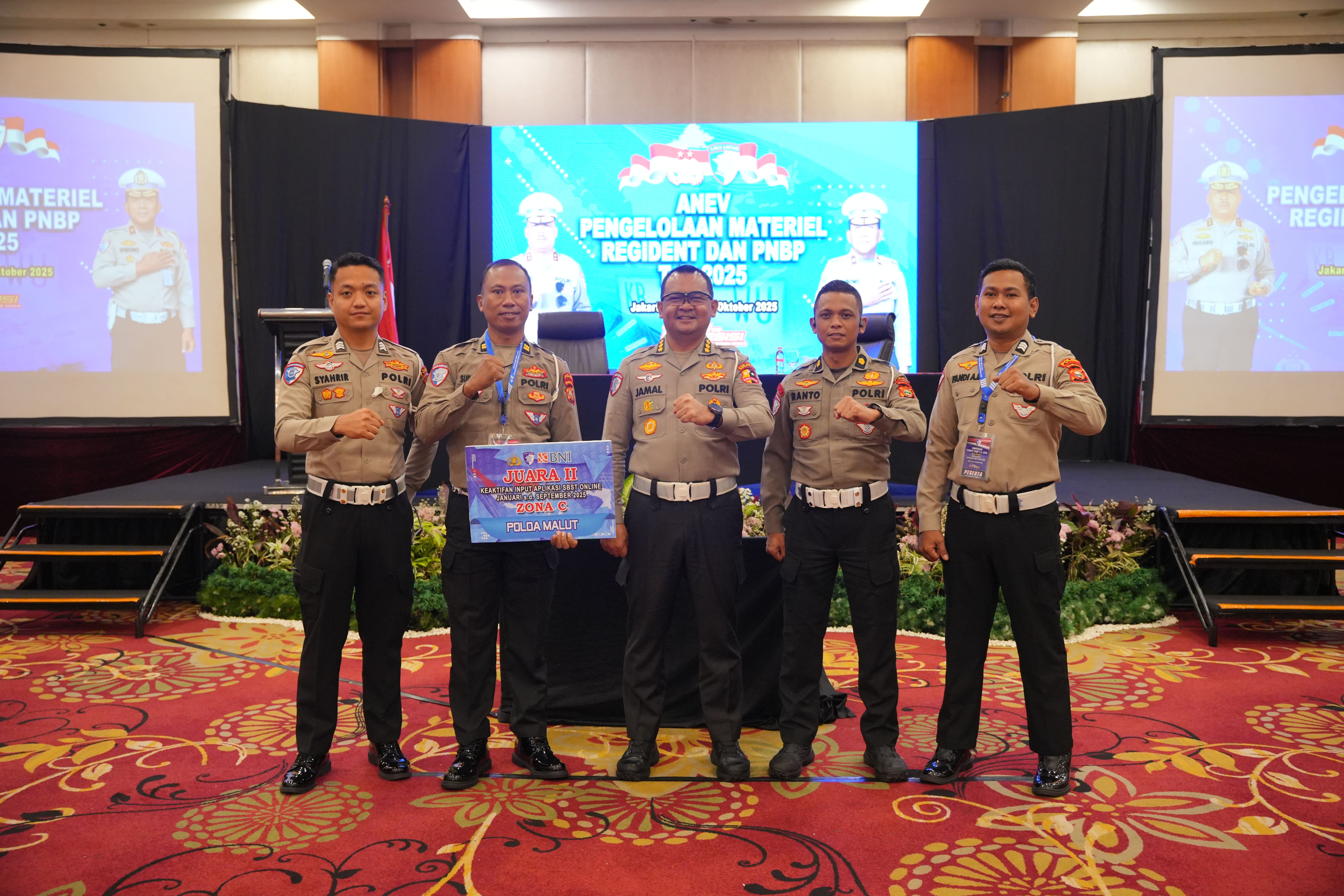 RAPAT ANEV MATERIEL REGIDENT DAN PNBP DI HOTEL REDTOP - JAKARTA, Tgl 15 OKT 2025