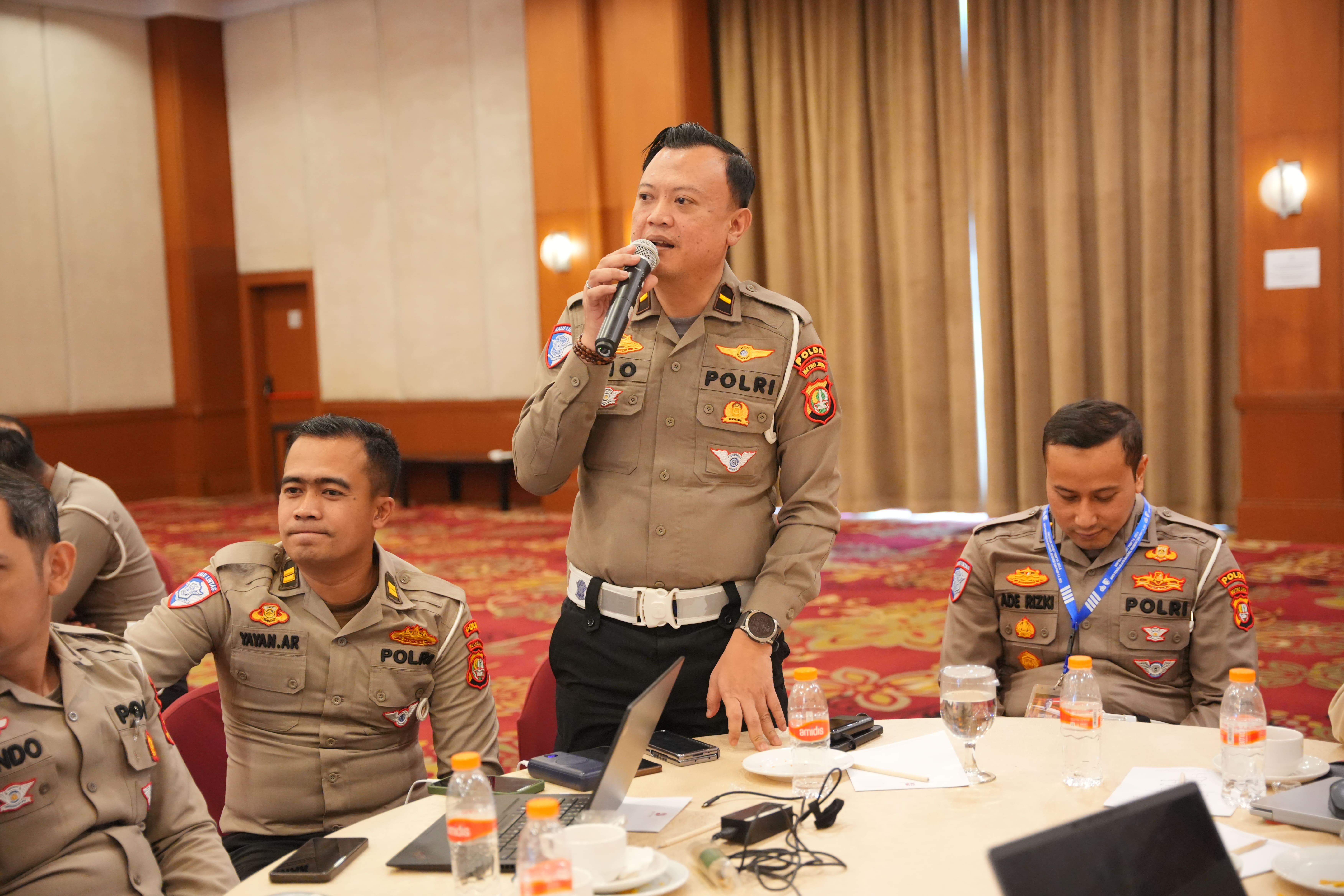 RAPAT ANEV MATERIEL REGIDENT DAN PNBP DI HOTEL REDTOP - JAKARTA, Tgl 15 OKT 2025